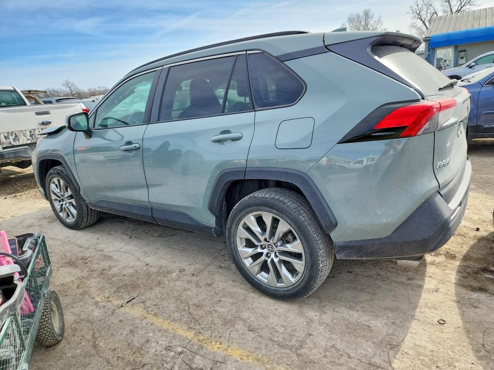 2021 Toyota Rav4 xle Premium