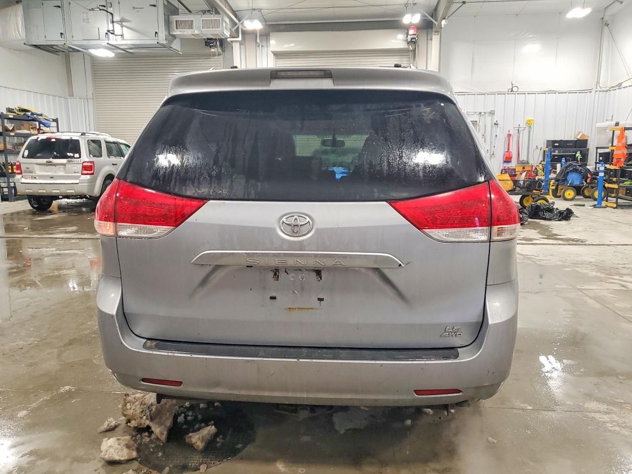 2014 Toyota Sienna le 7-passenger