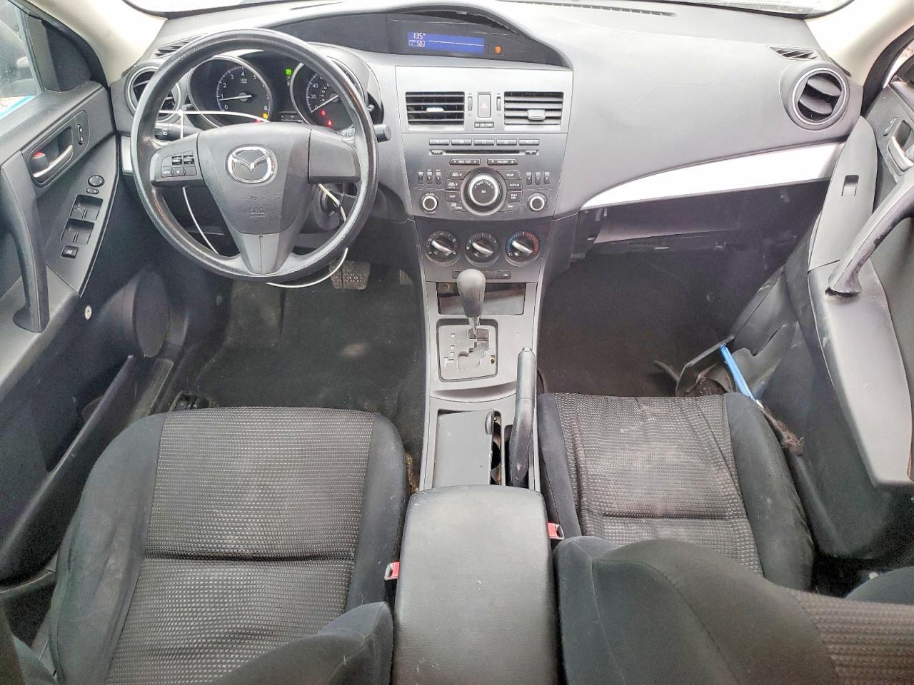 2013 Mazda 3 I