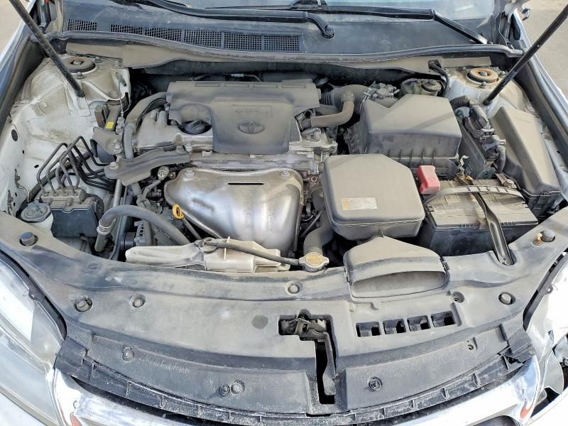 2015 Toyota Camry le