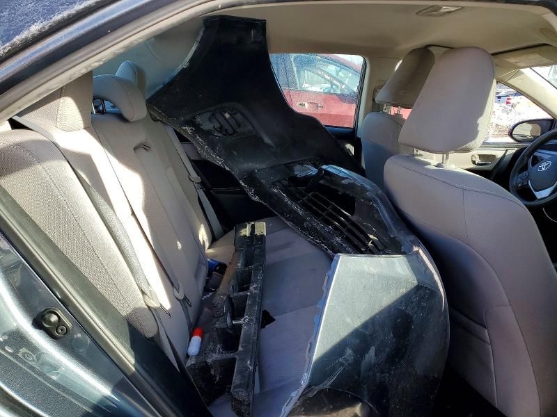 2015 Toyota Corolla l