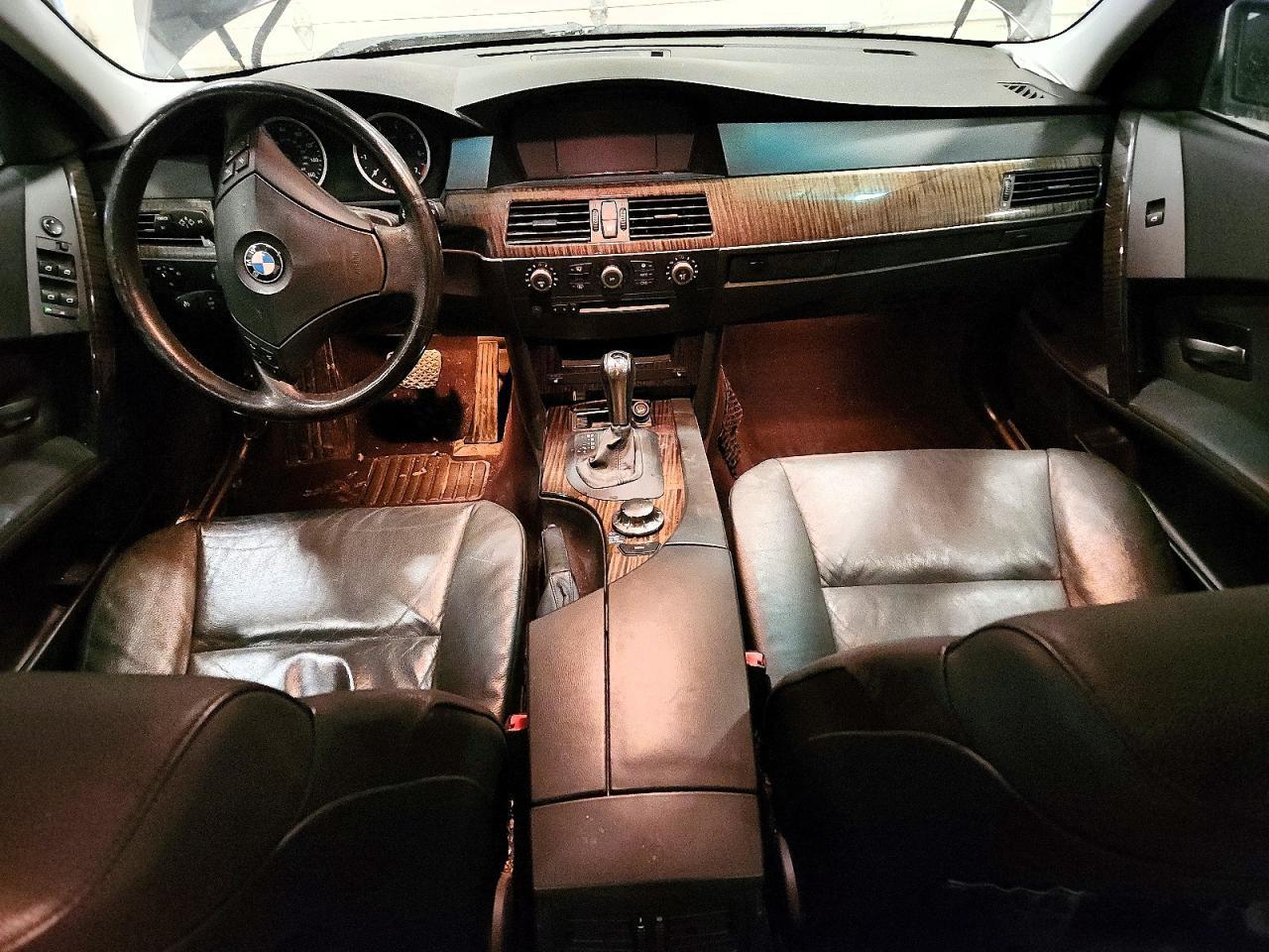 2005 BMW 525 i