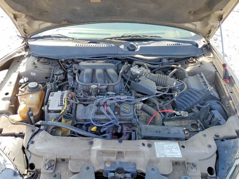 2005 Ford Taurus se