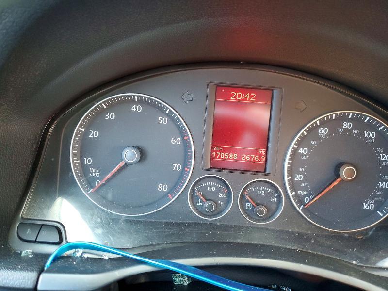 2005 Volkswagen New Jetta 2.5l Option Package 1