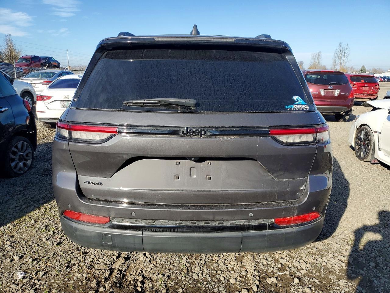 2023 Jeep Grand Cherokee Laredo
