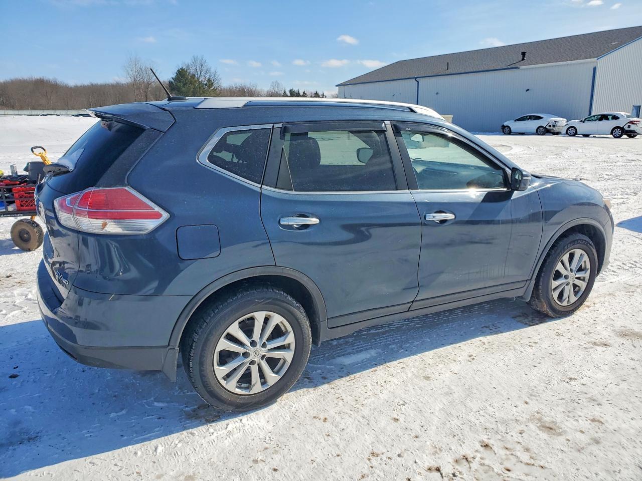 2016 Nissan Rogue sv
