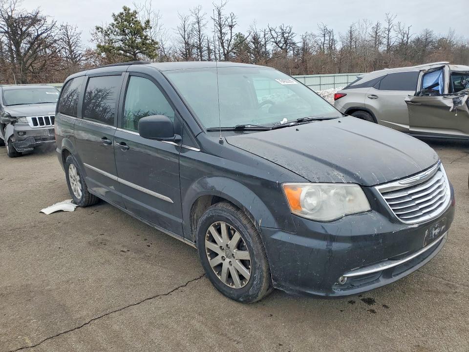 2012 Chrysler Town & Country Touring