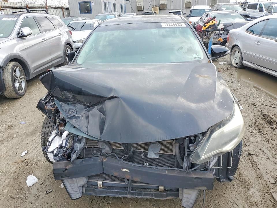 2014 Toyota Avalon Hybrid