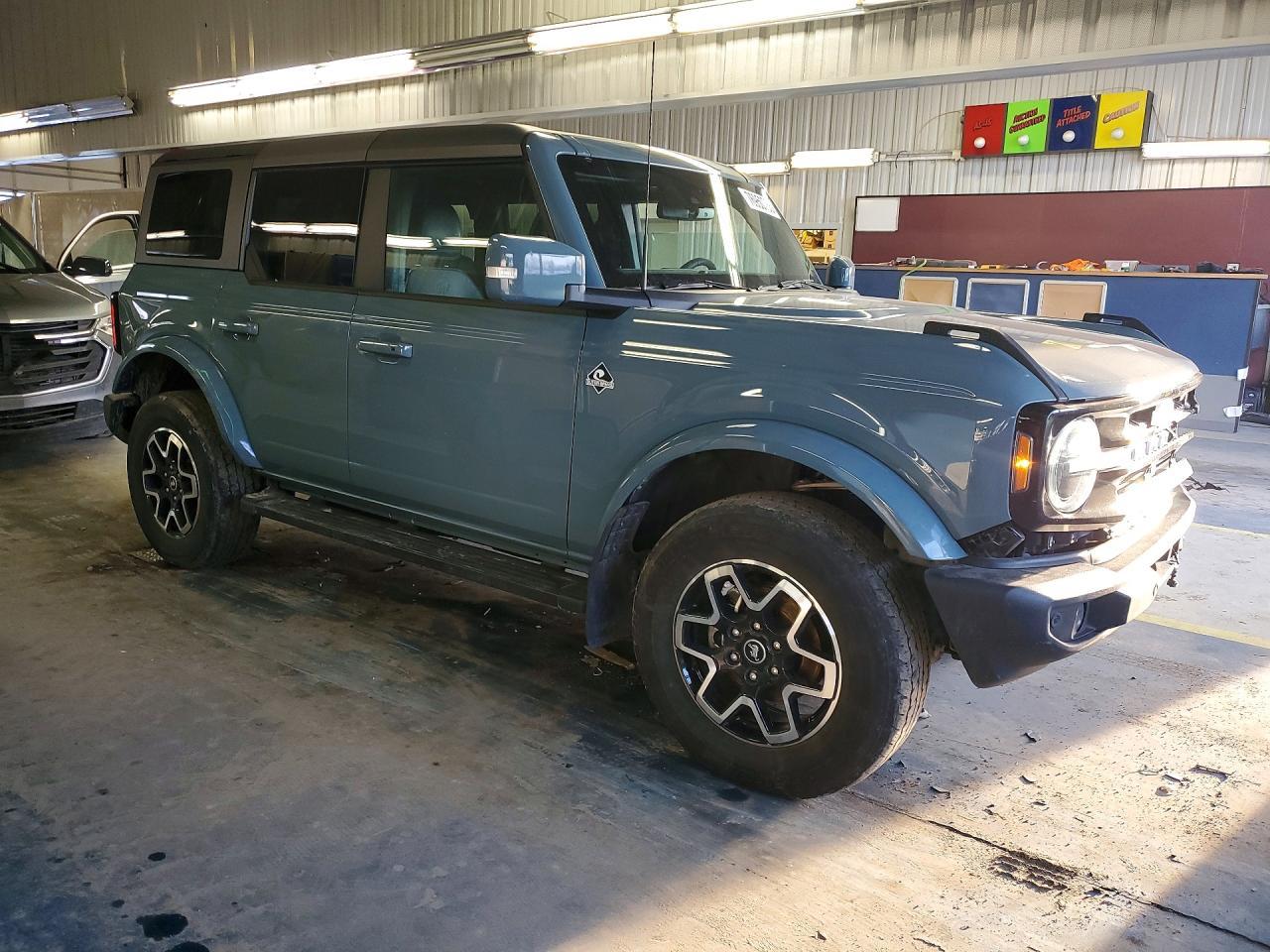 2022 Ford Bronco Base