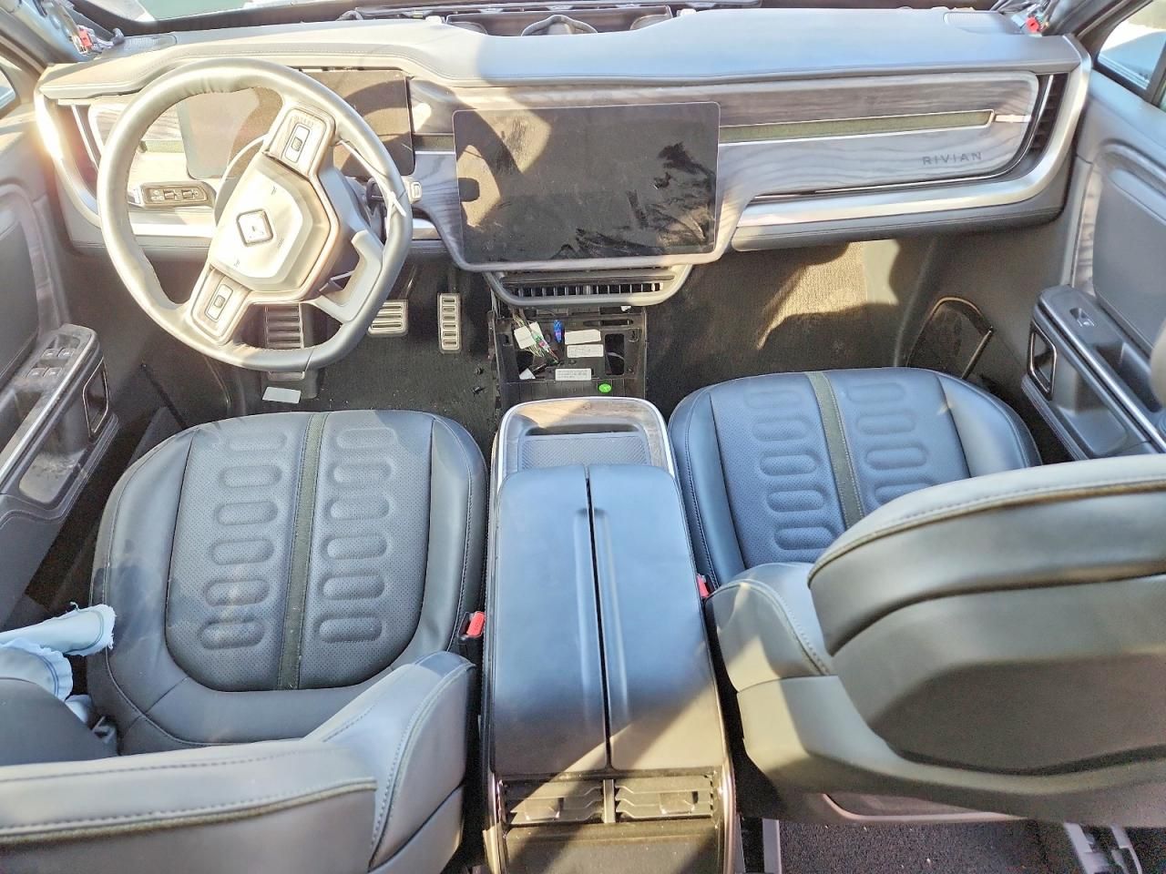 2022 Rivian R1S Launch Edition