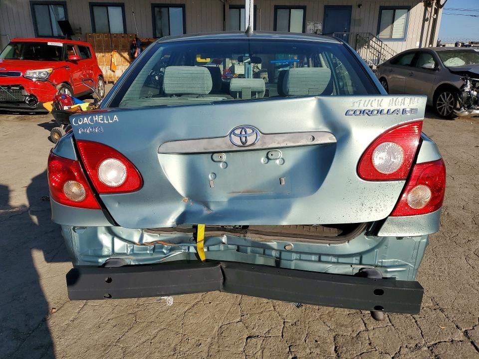 2005 Toyota Corolla ce