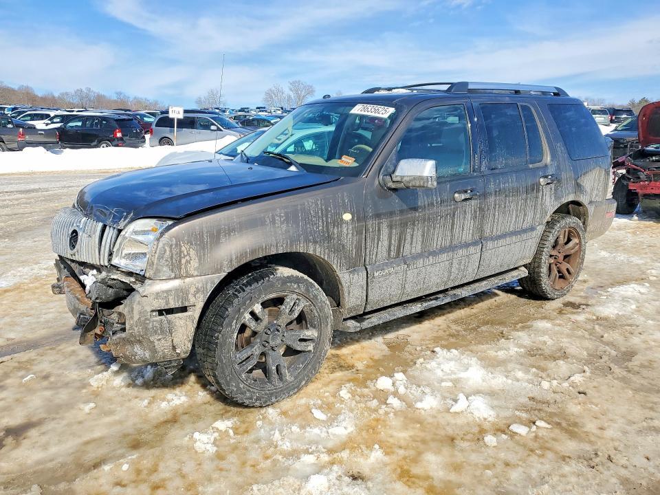 2008 Mercury Mtneer 4D