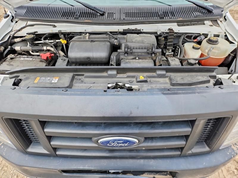 2022 Ford E350 BOX Truck