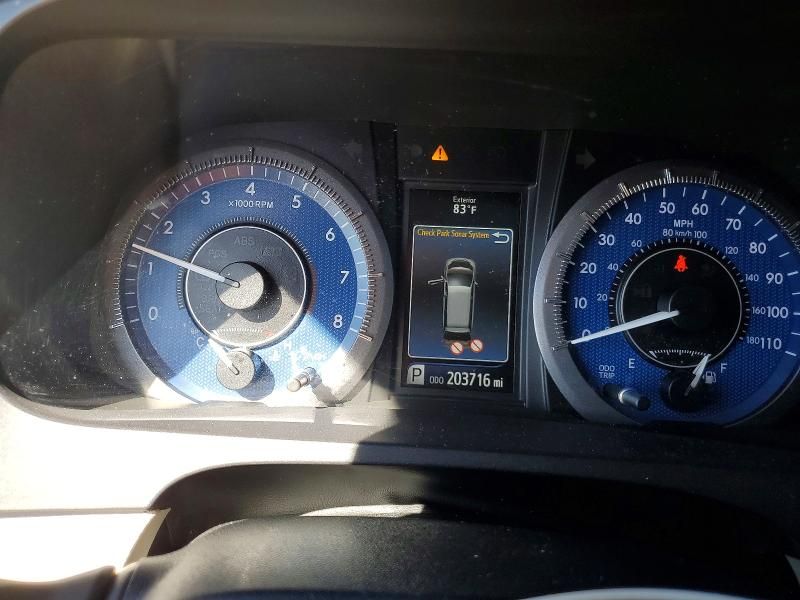 2015 Toyota Sienna xle 8-passenger