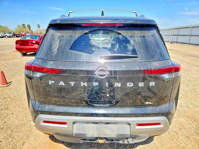 2022 Nissan Pathfinder sl