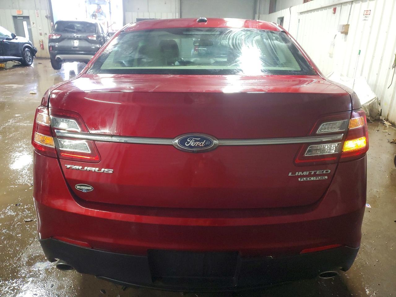 2015 Ford Taurus Limited