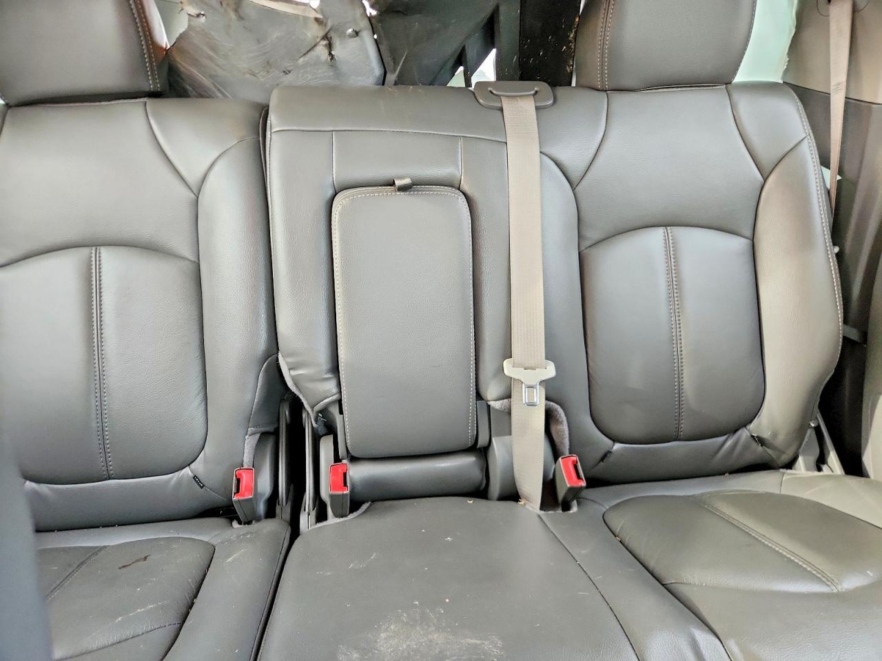 2011 Chevrolet Traverse ls