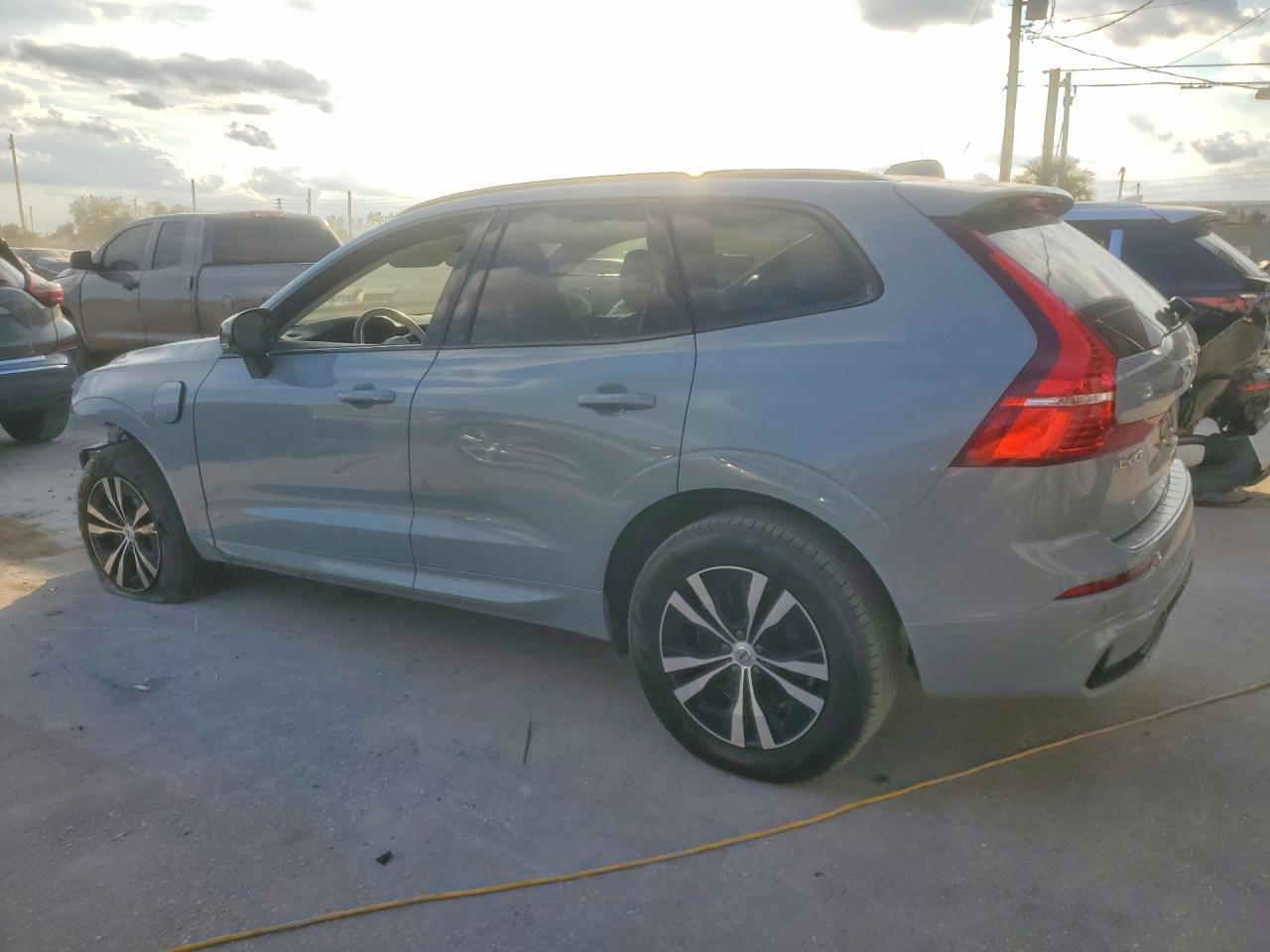2025 Volvo Xc60 Core