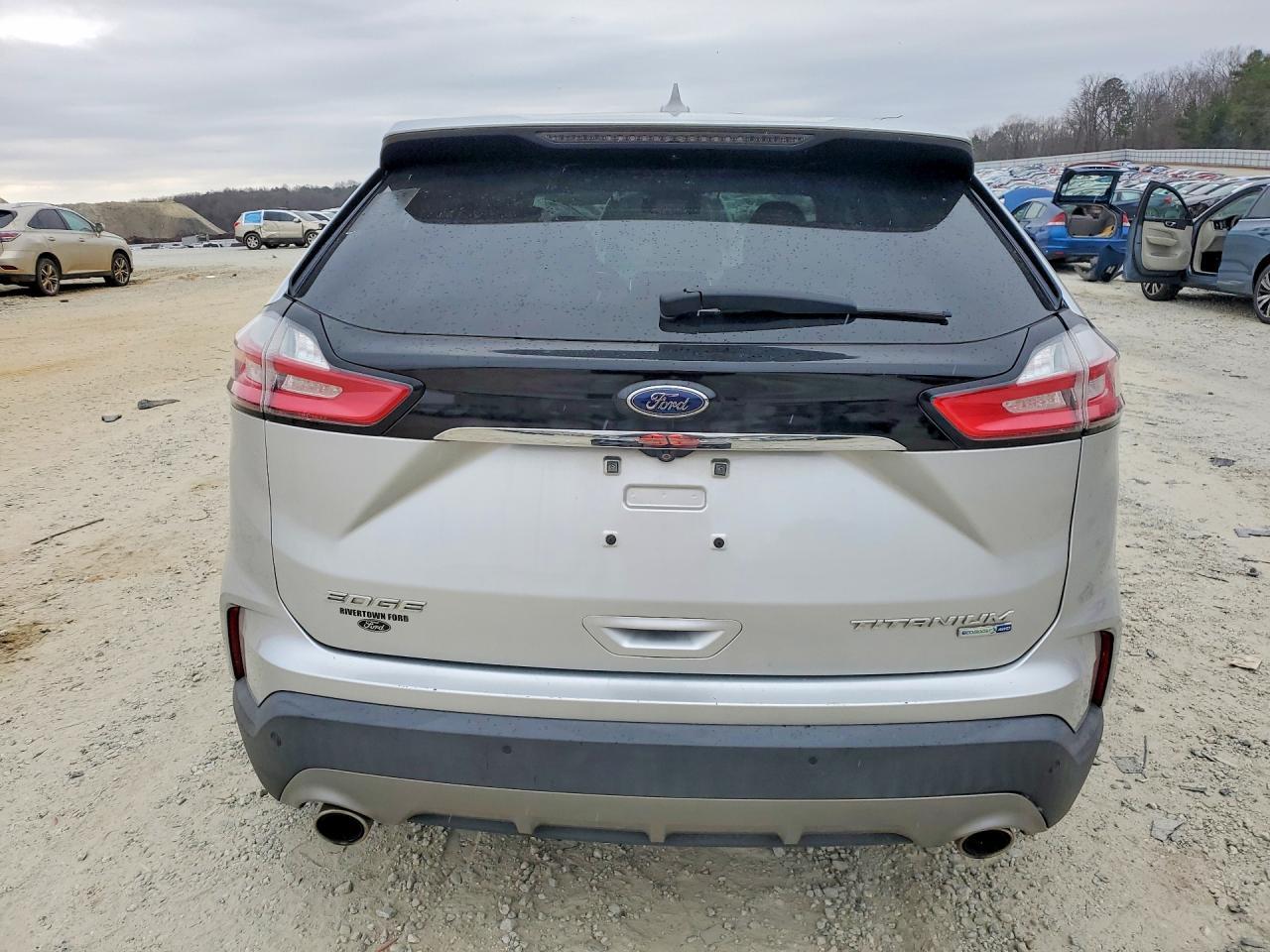 2019 Ford Edge Titanium