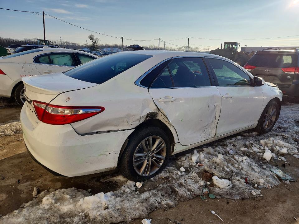 2017 Toyota Camry le
