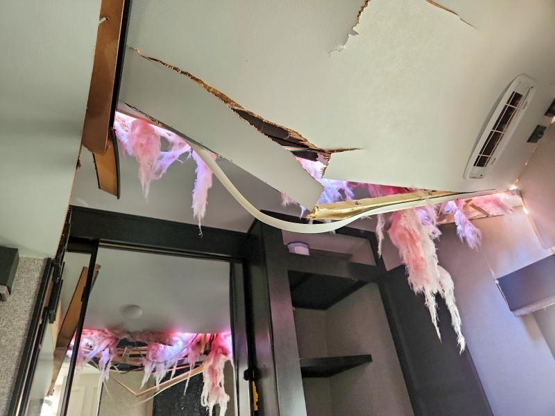 2022 Highland Ridge Mesa Ridge Camper