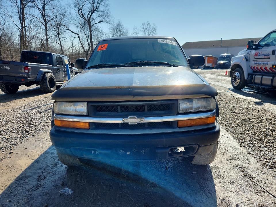 2000 Chevrolet S Truck S10
