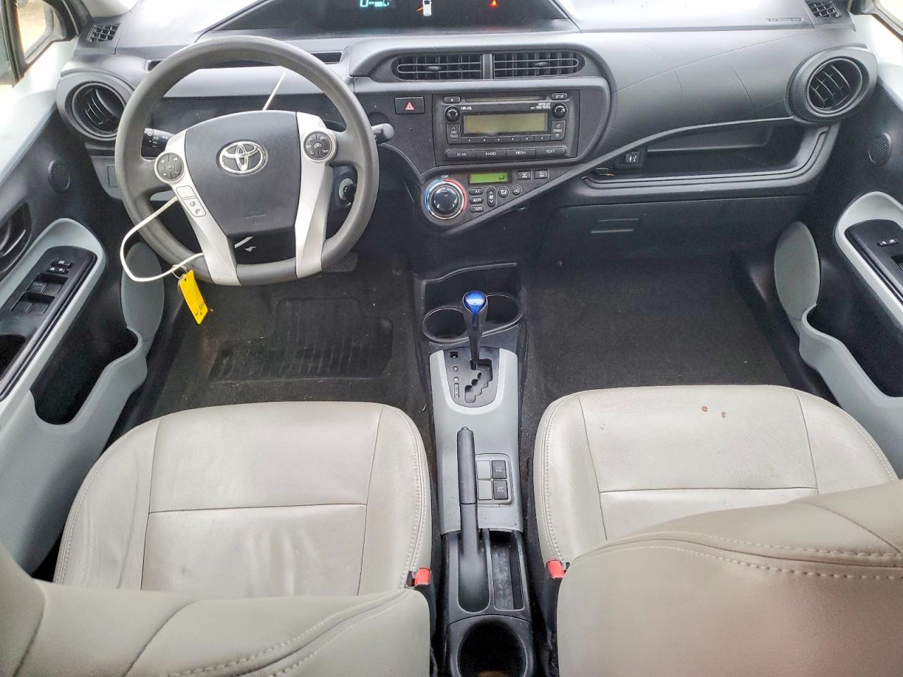 2014 Toyota Prius c