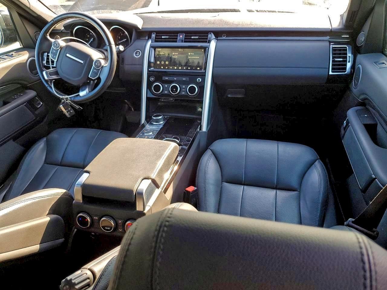 2017 Land Rover Discovery hse