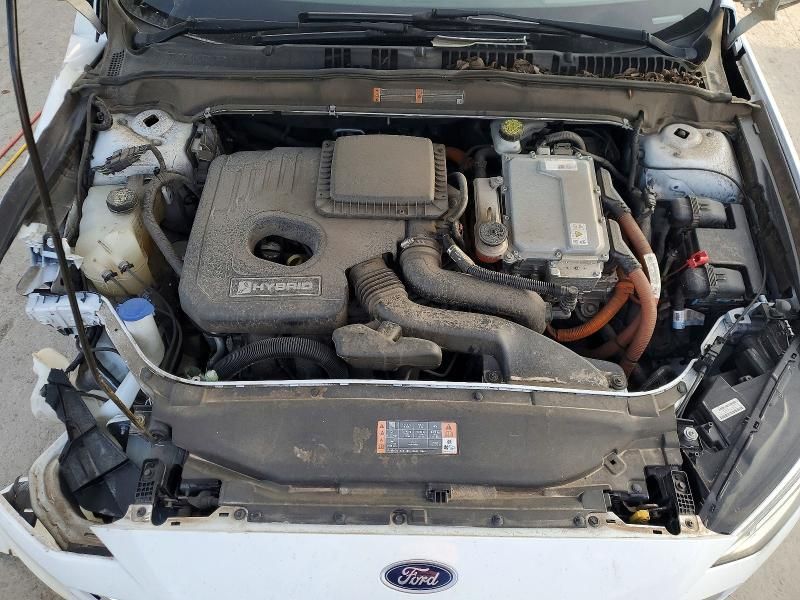 2018 Ford Fusion se Hybrid