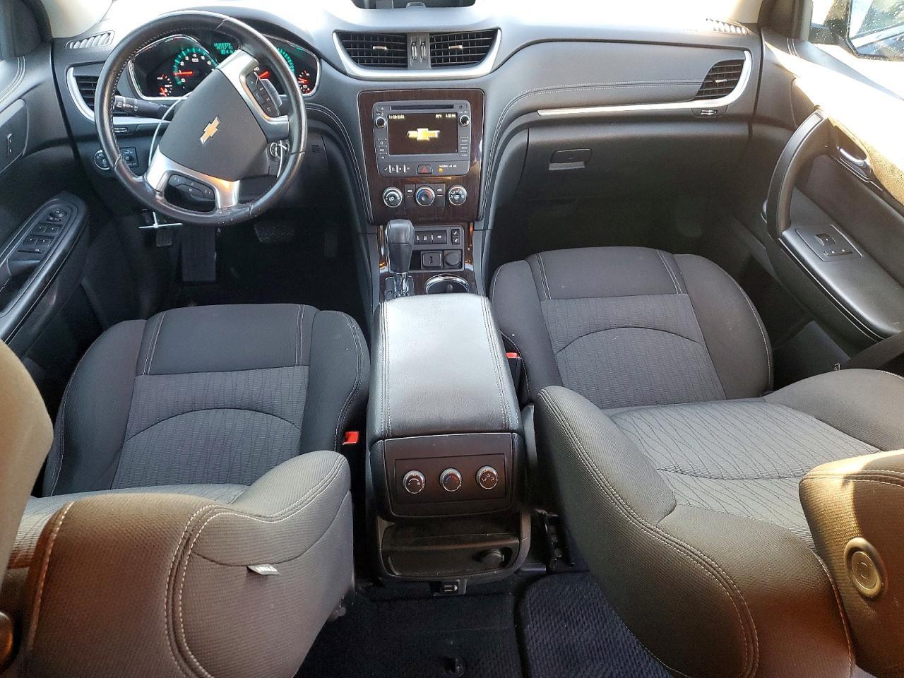 2017 Chevrolet Traverse lt