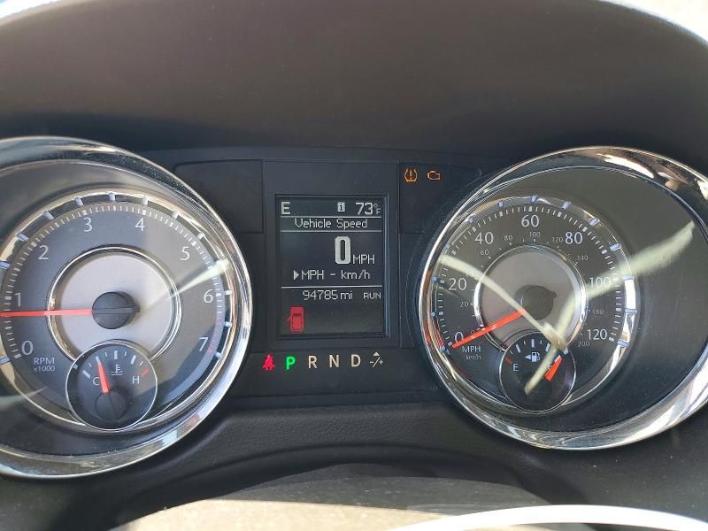 2012 Chrysler Town & Country Touring