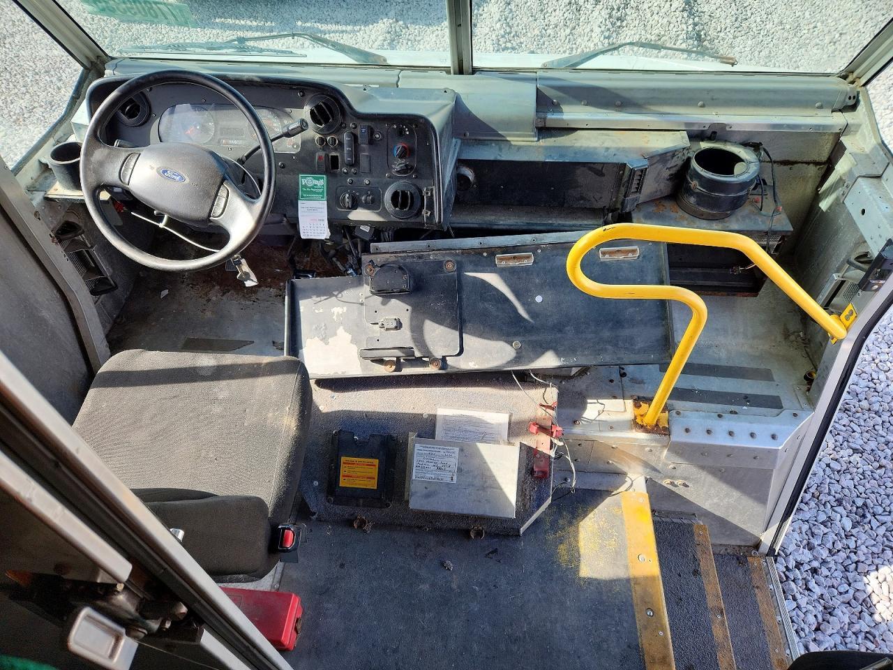 2015 Ford F59 Delivery Truck