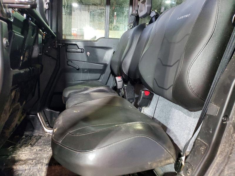 2025 Canm Defender-utility Vehicle