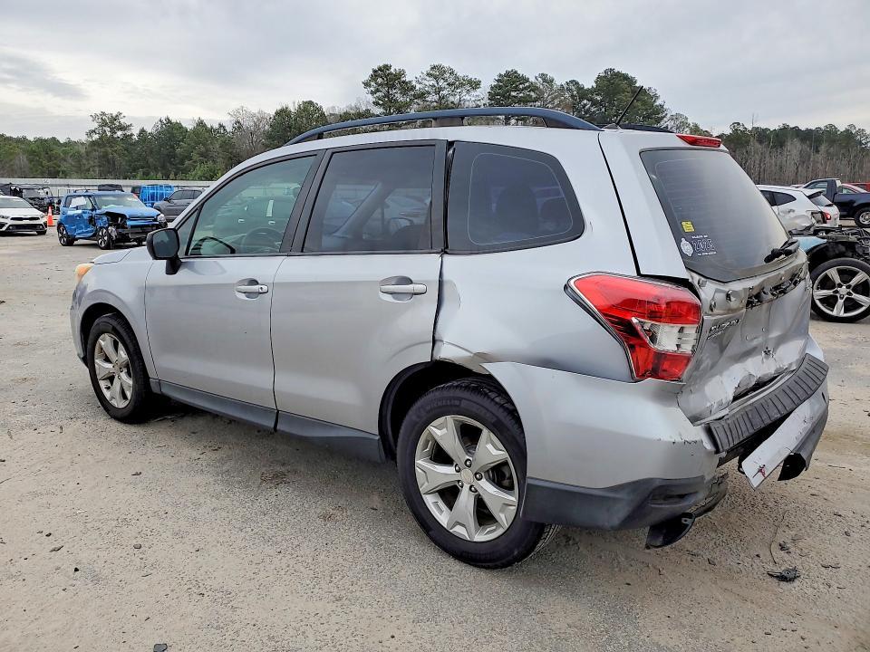 2015 Subaru Forester 2.5i