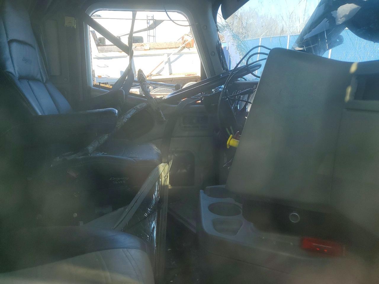 2015 International 9900