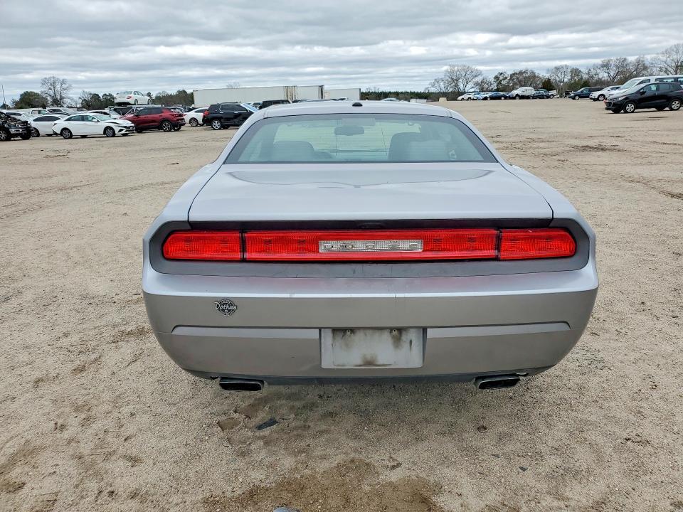 2013 Dodge Challenger sxt