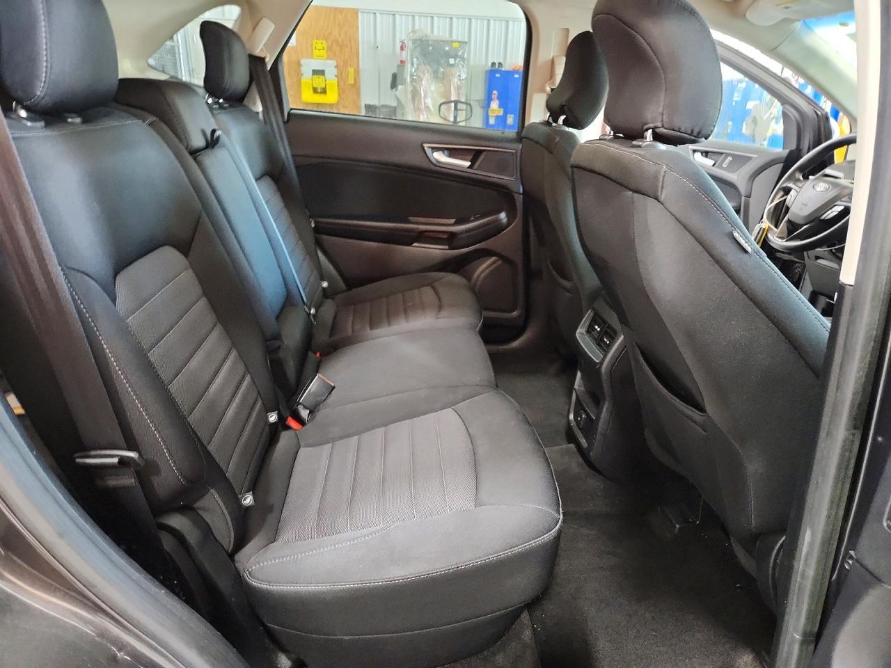 2018 Ford Edge se