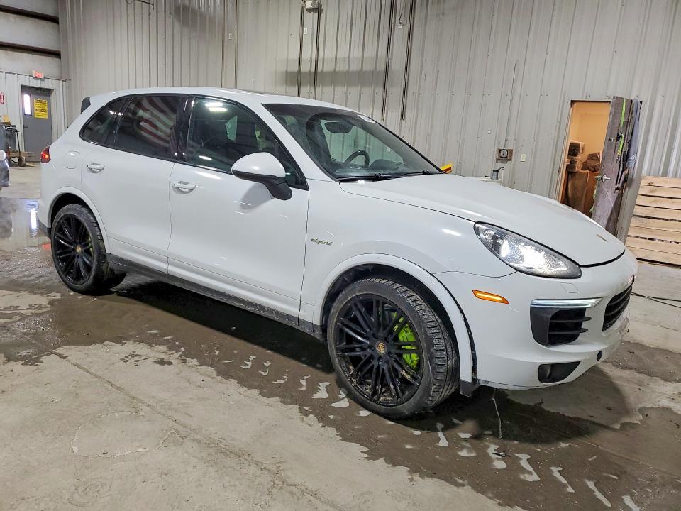 2017 Porsche Cayenne se Hybrid Platinum