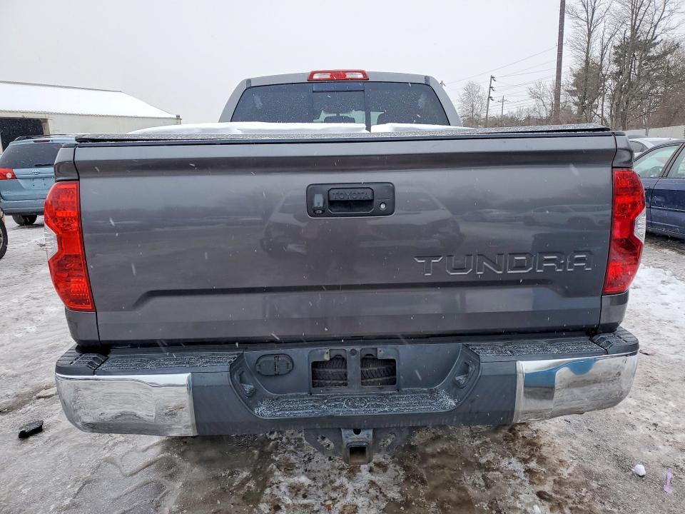 2014 Toyota Tundra Double cab sr