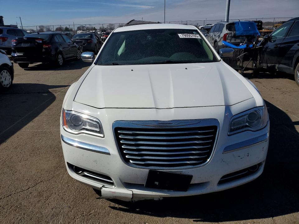 2013 Chrysler 300