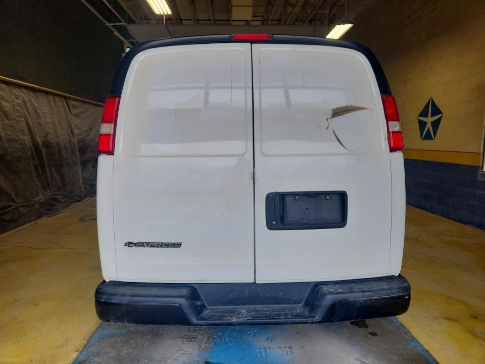 2016 Chevrolet Express 2500 Cargo Utility / Service van