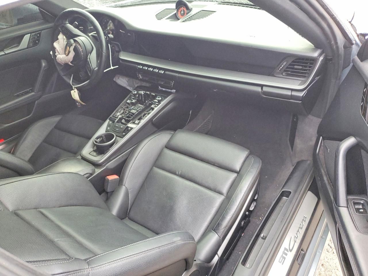 2020 Porsche 911 Carrera