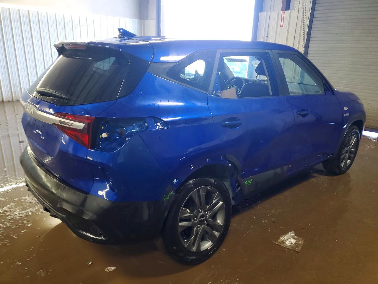 2023 KIA Seltos lx