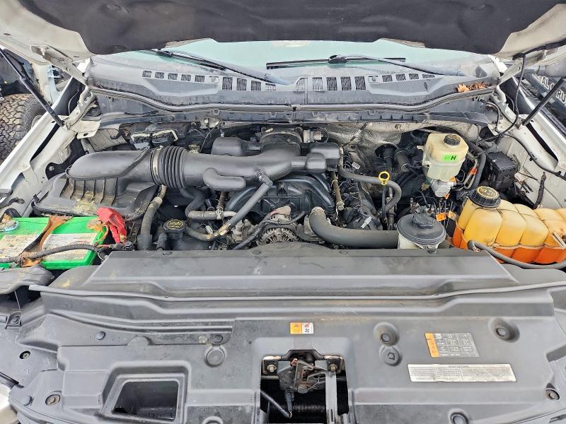 2017 Ford F450 Super Duty BOX Truck