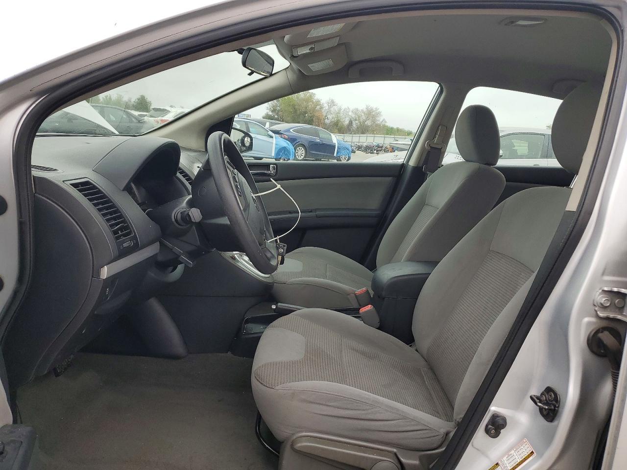 2012 Niss Sentra