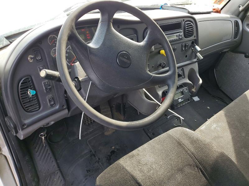 2015 Freigliner 2015 Freightliner Business Class M2 Refrigerated B