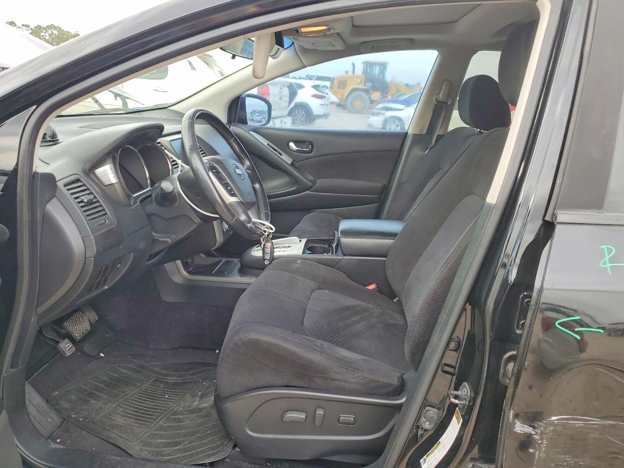 2011 Nissan Murano s