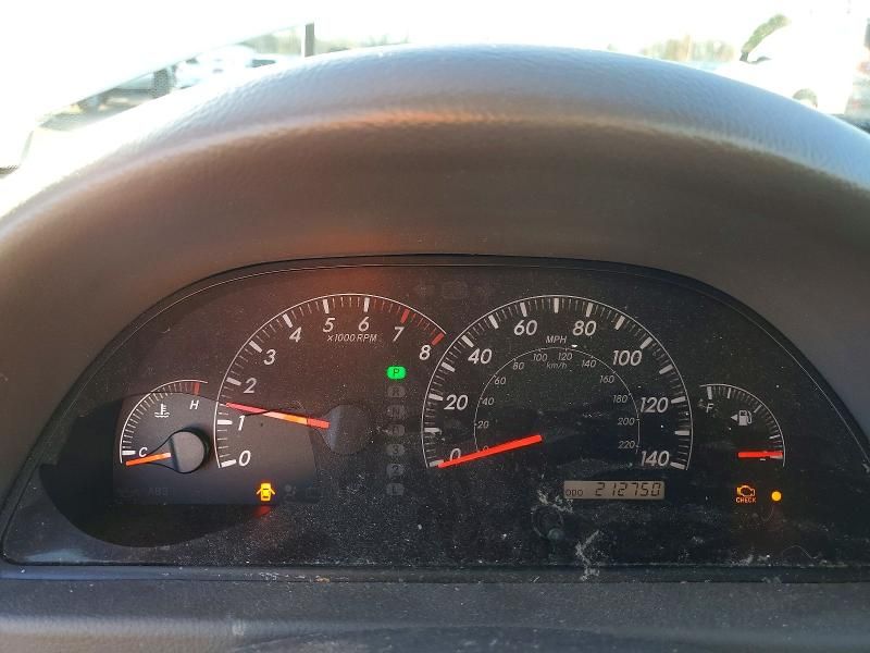 2005 Toyota Camry le