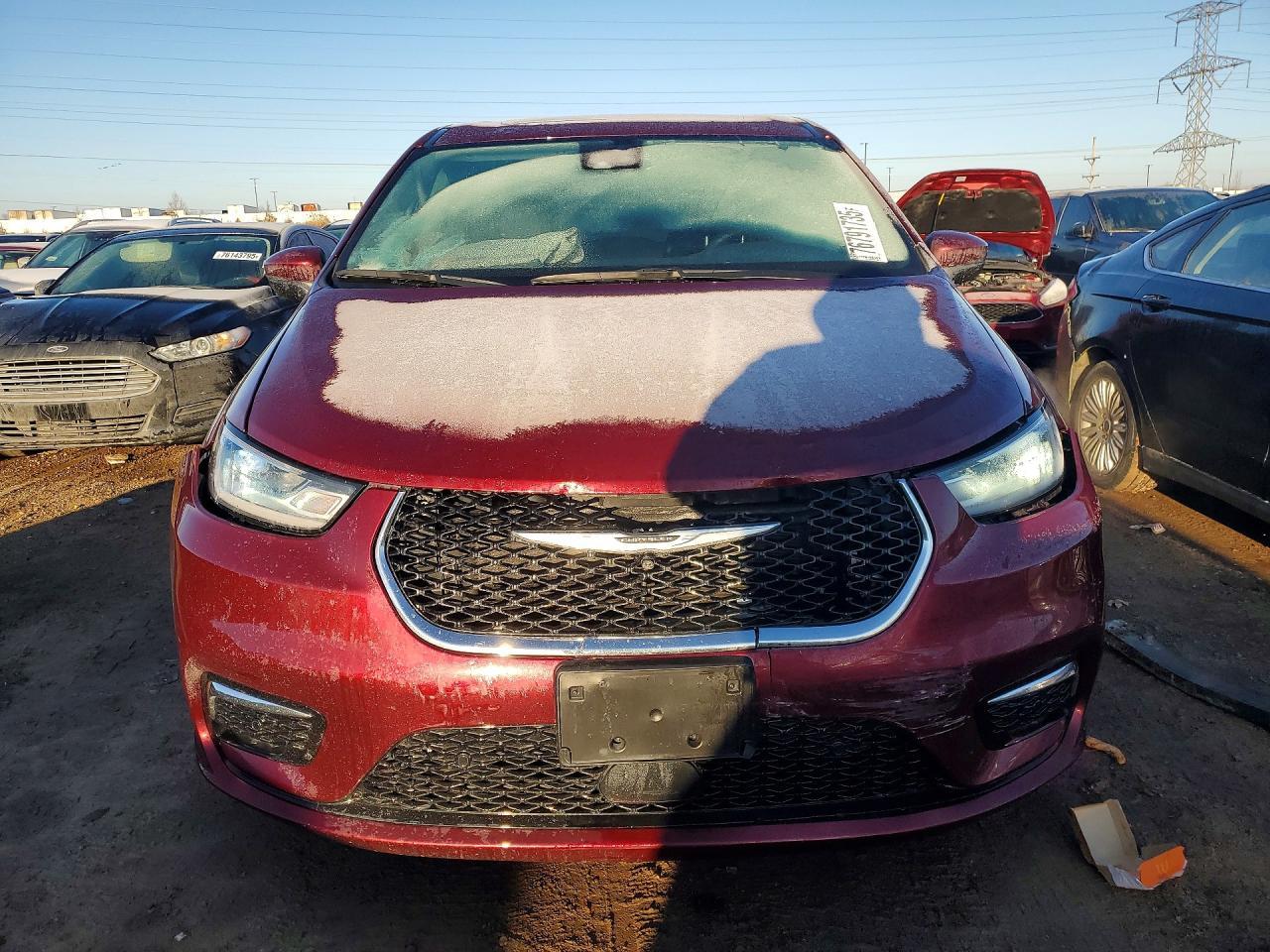 2023 Chrysler Pacifica Touring l