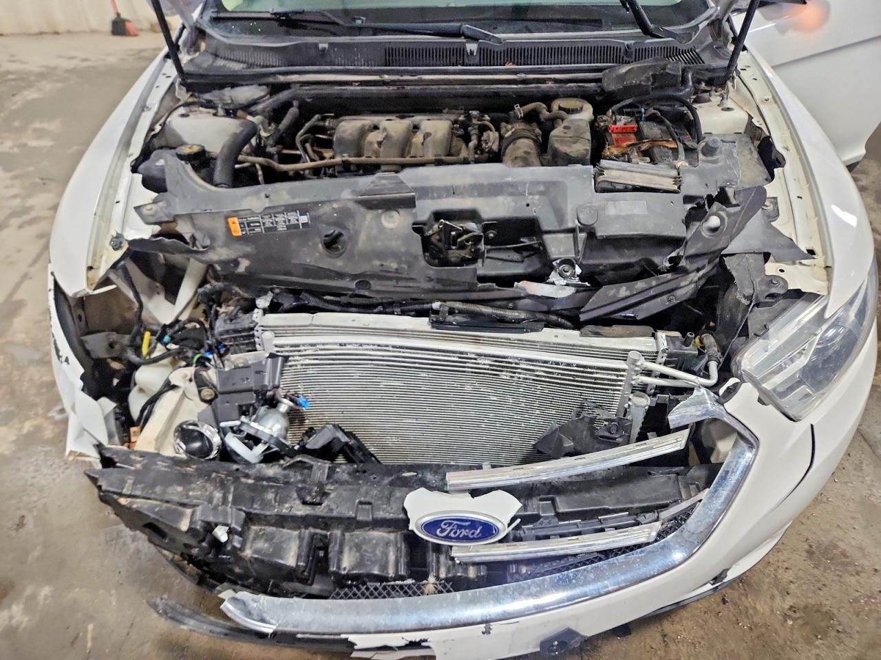 2015 Ford Taurus Limited